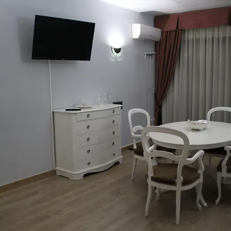 153 Hotell 3*