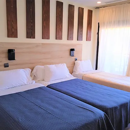 153 Hotel
