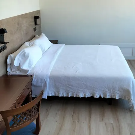 Hotel 153