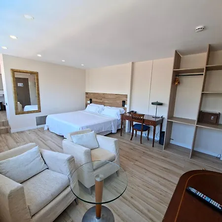 153 Castelldefels